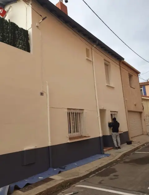 Après : façade sur rue, peinture de façade par ASJ Toiture